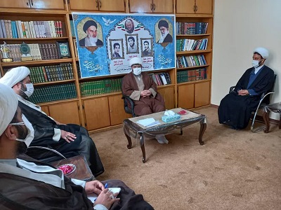 نشست هم اندیشی طلایه داران تبلیغ در شهرستان لالی برگزار شد