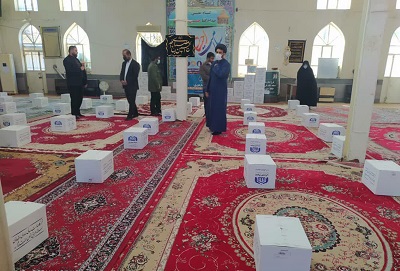 تعداد 2500بسته اقلام بهداشتی وماسک در بین نیازمندان شهر و روستای ایذه توزیع شد